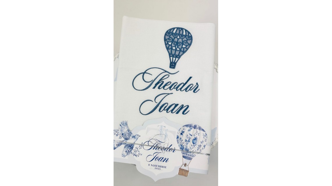 Trusou botez baietel Hot Air Balloon Blue Toile cu baloane de aer cald design elegant 2